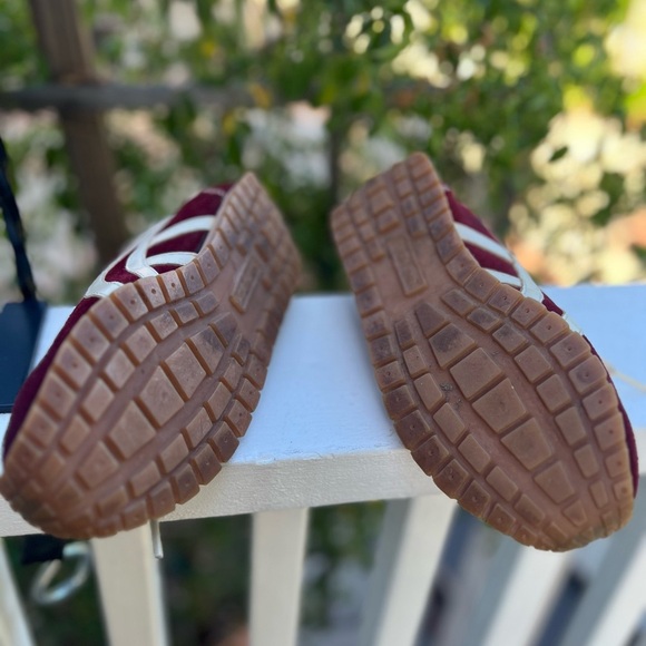 Nine West Burgundy and Cream Sneakers Cloud 9 Size 51/2 Women's Burgandy Y2K - Picture 5 of 11